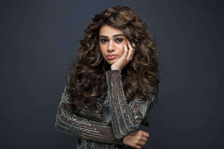 shalmali kholgade